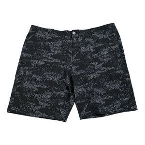 Under Armour Men's UA Golf Camouflage Printed Short Size 40 MSRP $70.00 NWT